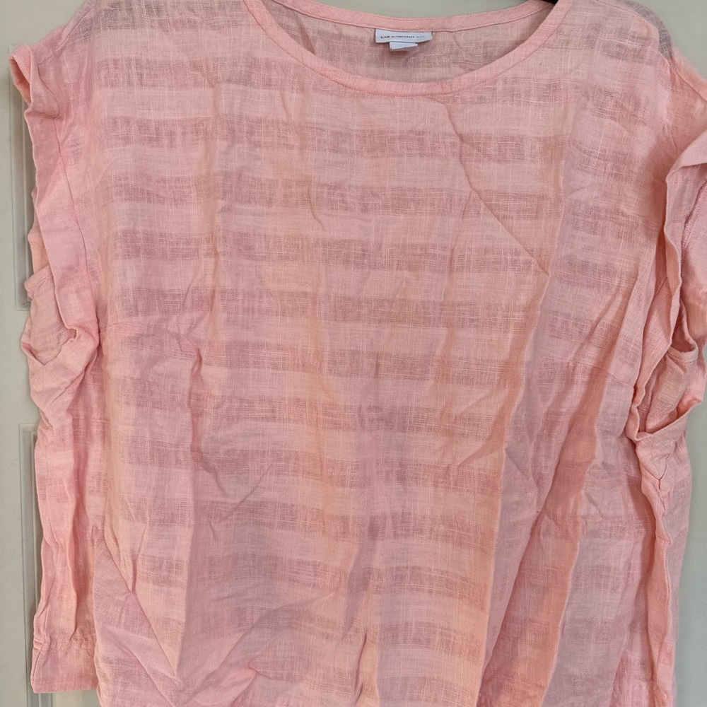 Women’s 2x Liz Claiborne linen sleeveless shirt. Soft pink or peach color.